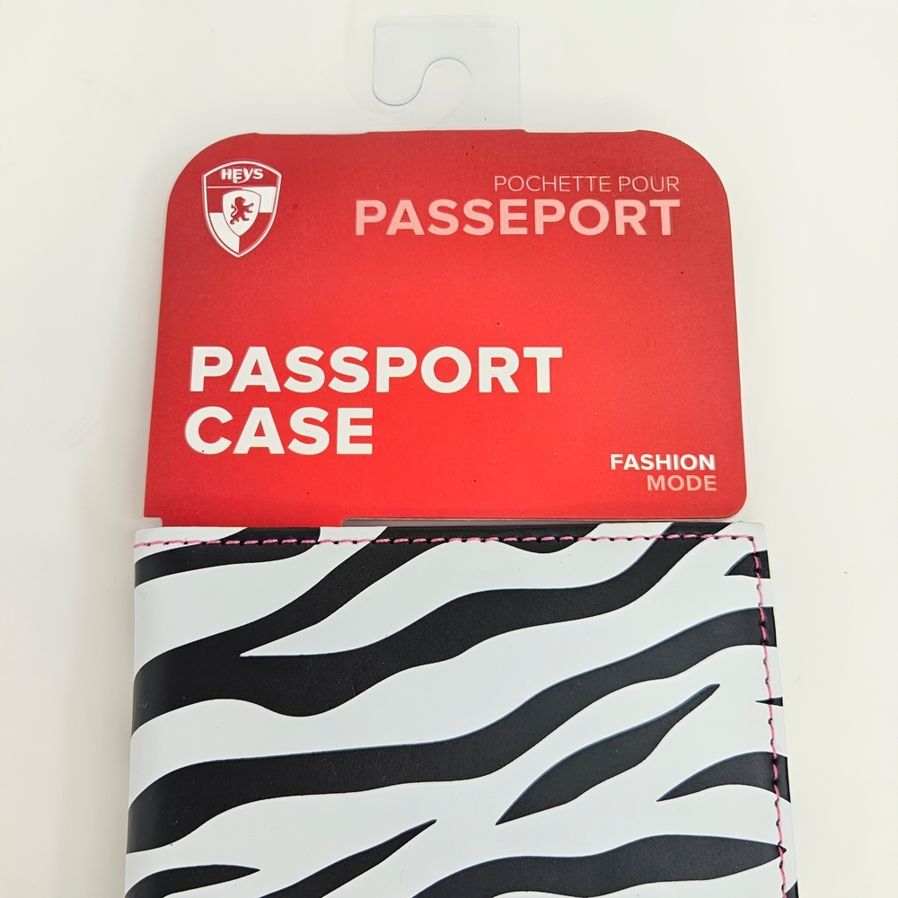 NWT Heys Zebra Animal Print Passport Cover Travel Wallet - Picture 2 of 16